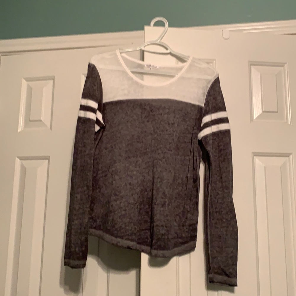 Another Love long sleeve tee euc